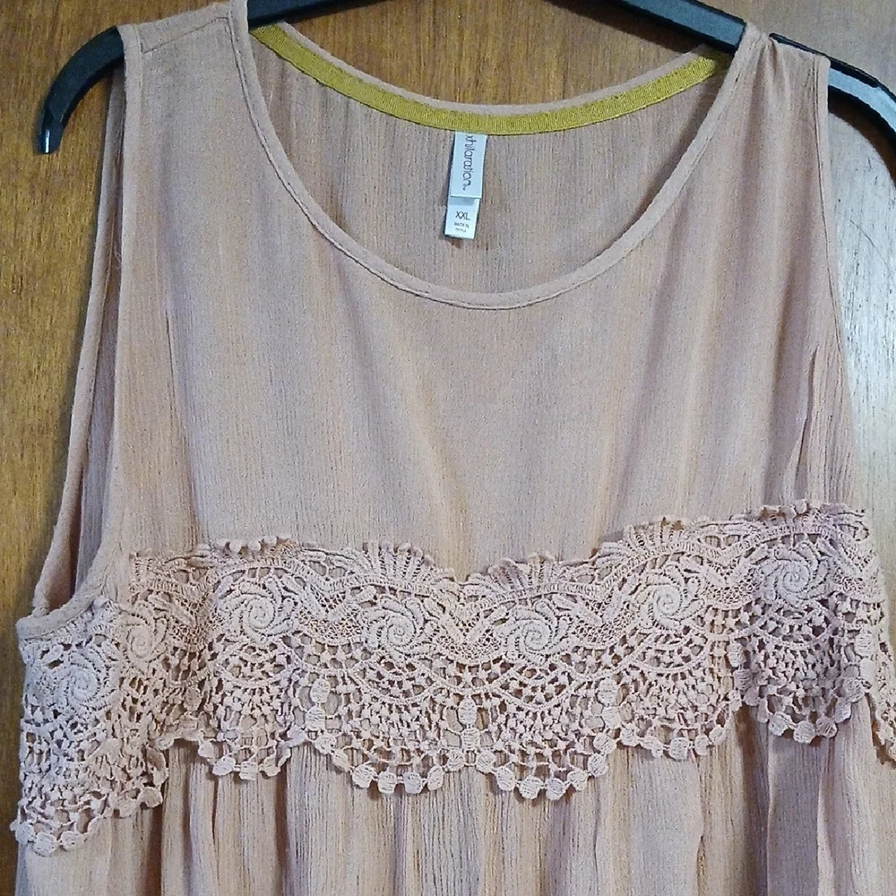 Xhilaration Sleeveless Blouse with Lace Detail   Peachy - Picture 6 of 7